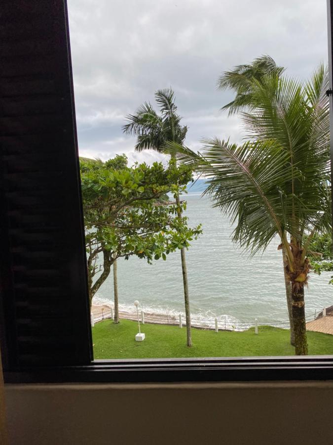 Apartamento Pe Na Areia Caraguatatuba Exterior photo